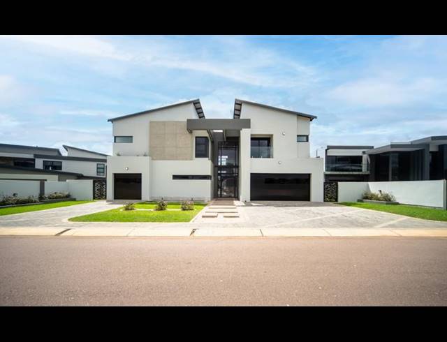 5 BEDROOM HOUSE FOR SALE IN SIX FOUNTAINS RESIDENTIAL ESTATE